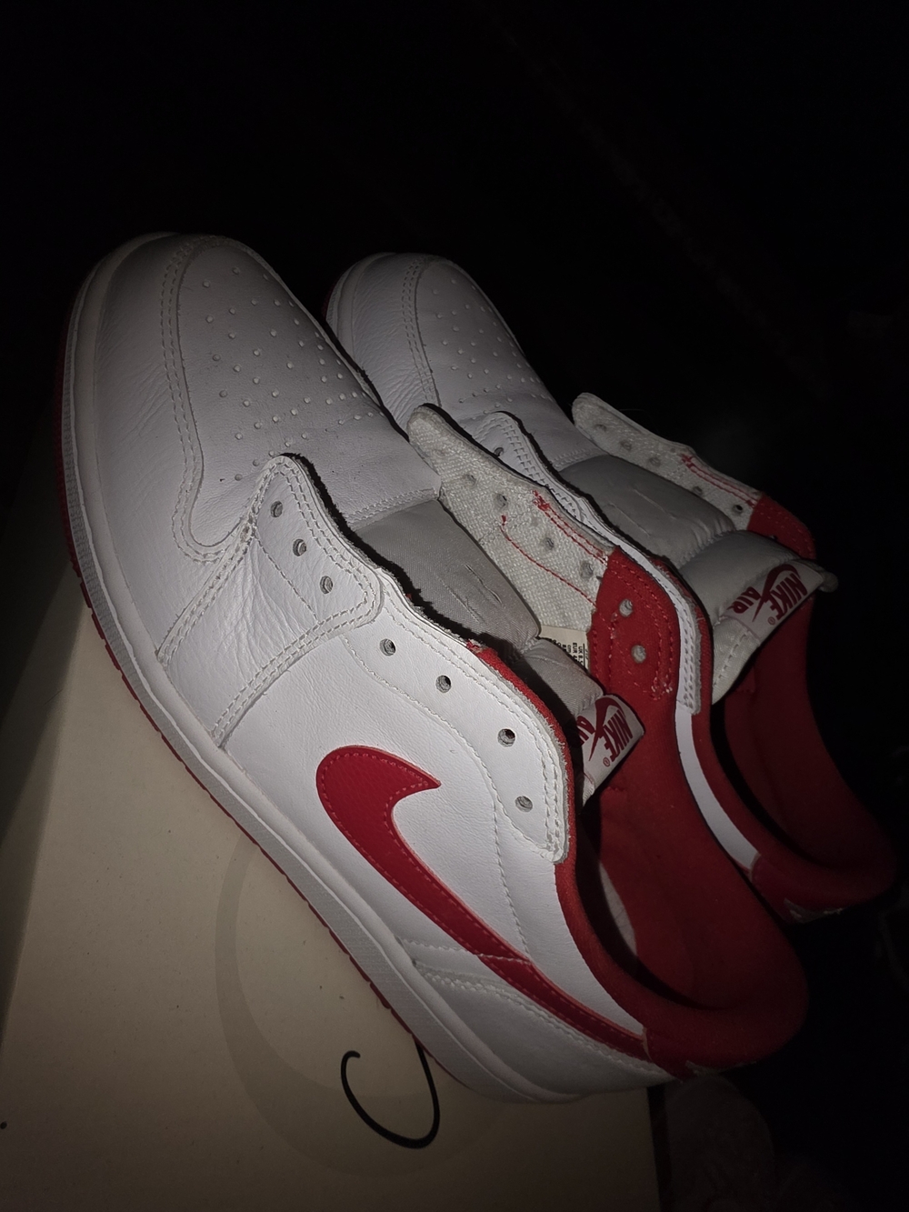 Nike Men’s White and Red Low-Top Sneakers — Leather Swoosh Design